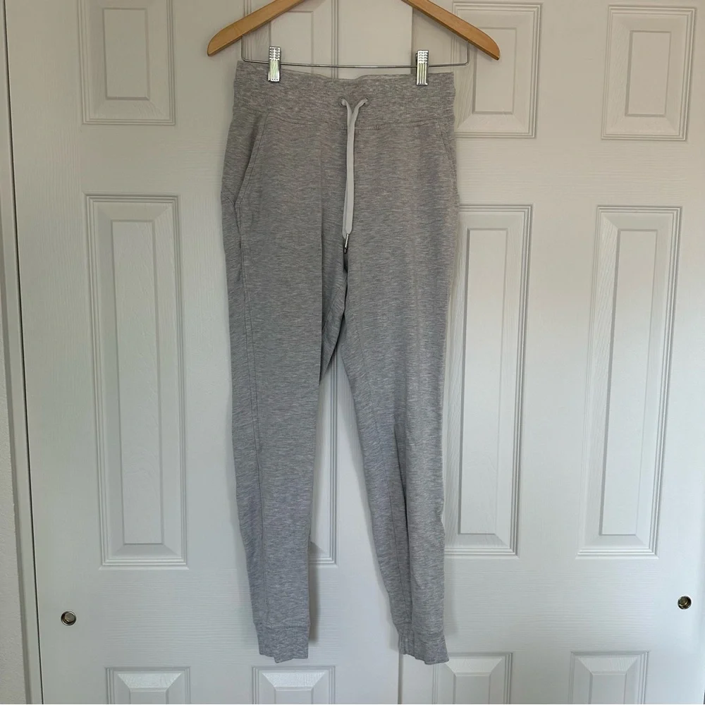 Lululemon light gray joggers - Picture 1 of 6